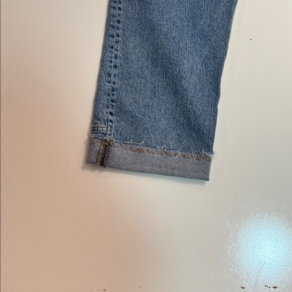Adorable cuffed Free People straight leg jeans perfect w/ankle socks & loafers! - Picture 3 of 4